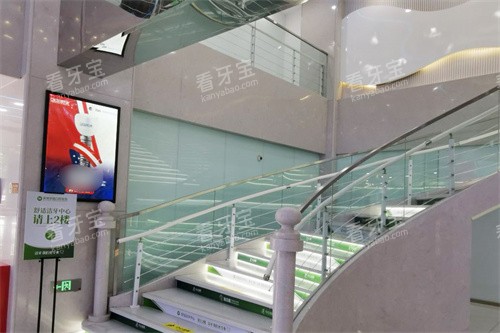 北京京植口腔医院楼梯 北京京植口腔医院楼梯
