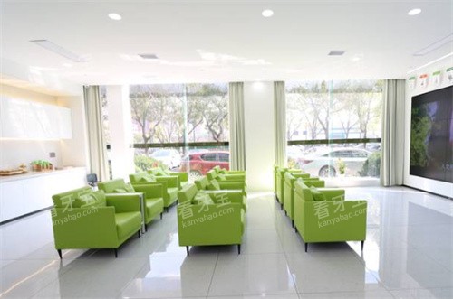 昆山英博口腔旭海门诊大厅图 昆山英博口腔旭海门诊大厅图