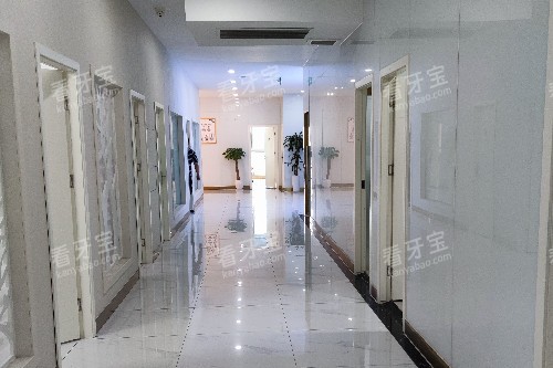 重庆臻时代口腔走廊图 重庆臻时代口腔走廊图