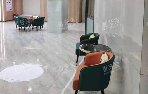 十堰华玉口腔大厅环境实拍图 十堰华玉口腔大厅环境实拍图