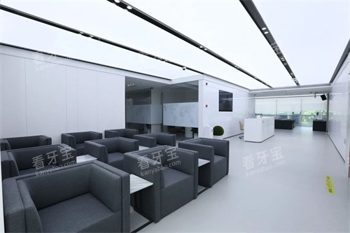 上海曹杨众植口腔候诊区环境 上海曹杨众植口腔候诊区环境