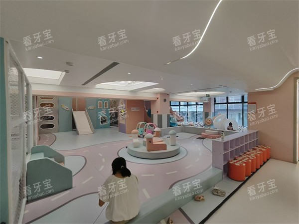 北京整齐娃娃口腔内部环境一角 北京整齐娃娃口腔内部环境一角