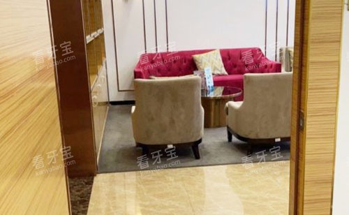 广州德伦口腔看牙等候区 广州德伦口腔看牙等候区