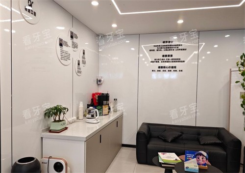 �Ͼ���Ҽ��ǻ�ȴ���