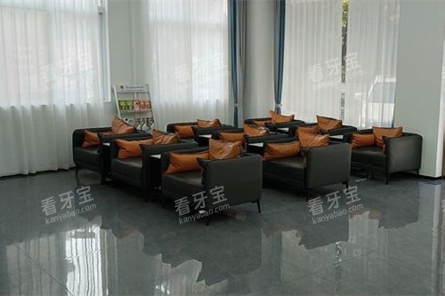 ��Ϫ�����˿�ǻ������