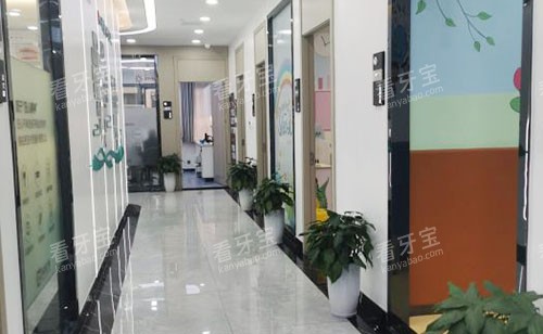 ���ݹ����ǻ�������⾰ͼ