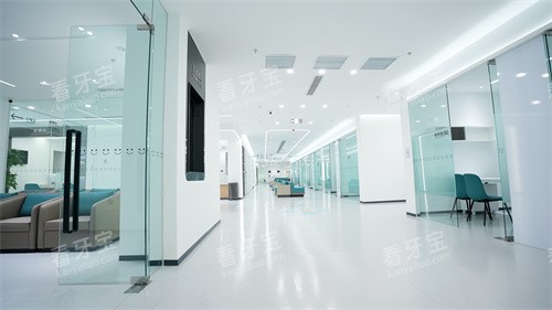 �ɶ���Բ��ǻ�ɻ�Ժ������ͼ