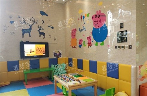 ��ɽ����ʿ��ǻҽԺ��ͯ������