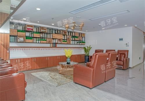 ���ڰ�������ǻ��Ϣ��