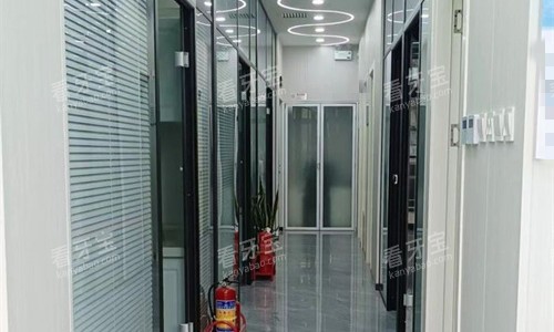 天津优贝尔口腔走廊图 天津优贝尔口腔走廊图