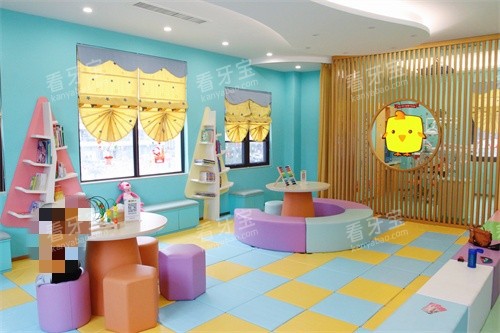 ��ɽά�ֿ�ǻ��ͯ������