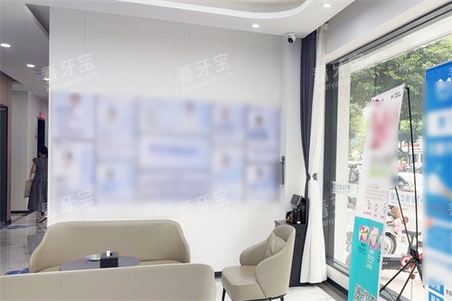 �����廪���˿�ǻҽ��������