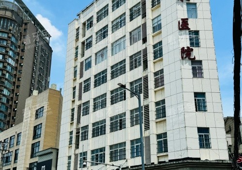 �人��Ȫ��ǻҽԺ��۴�¥