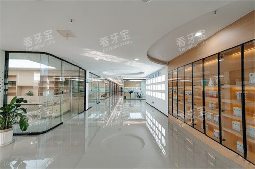 ����ͩ���ű�����ǻ�ڲ�����