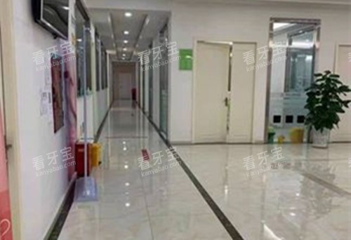 自贡华医口腔内部过道环境示意图 自贡华医口腔内部过道环境示意图