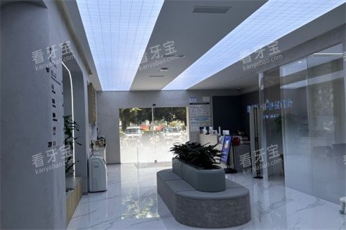 成都双流铂灵口腔休息候诊区.jpg 成都双流铂灵口腔休息候诊区.jpg