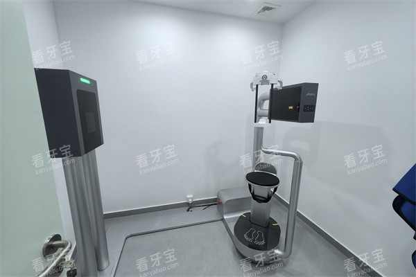 宁波象山丹山口腔门诊部检查室.jpg 宁波象山丹山口腔门诊部检查室.jpg
