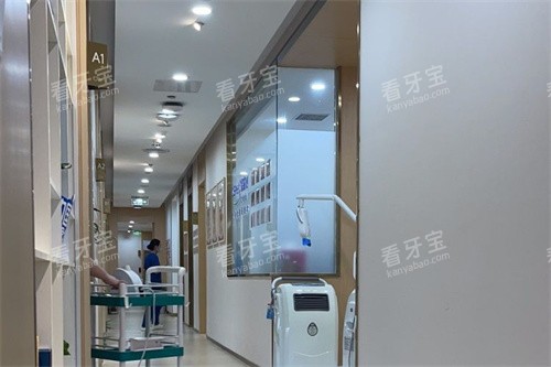 武汉萌芽齿科(武广店)走廊.jpg 武汉萌芽齿科(武广店)走廊.jpg