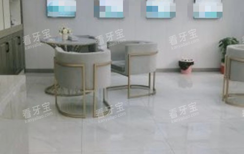 武汉华硕口腔等待区环境.jpg 武汉华硕口腔等待区环境.jpg