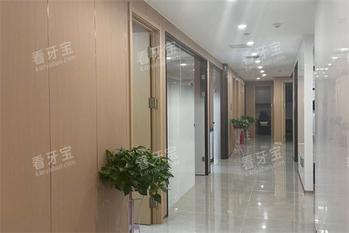 兰州齿语口腔走廊环境.jpg 兰州齿语口腔走廊环境.jpg