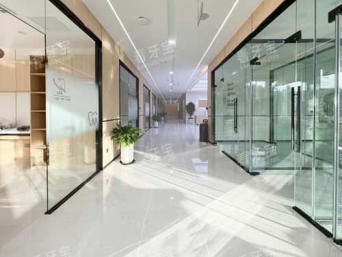 临汾美瑞臣口腔走廊环境 临汾美瑞臣口腔走廊环境