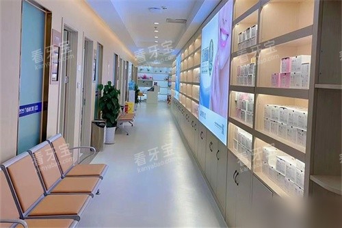 成都新桥口腔(玉双店)走廊 成都新桥口腔(玉双店)走廊