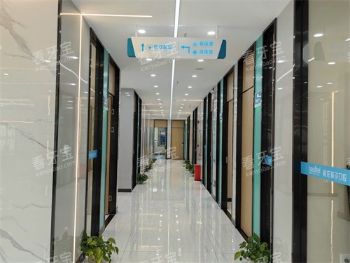深圳格伦菲尔口腔宝坪机构走廊 深圳格伦菲尔口腔宝坪机构走廊