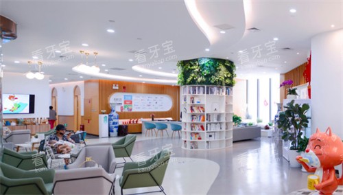 云南昆明松鼠口腔大厅环境 云南昆明松鼠口腔大厅环境