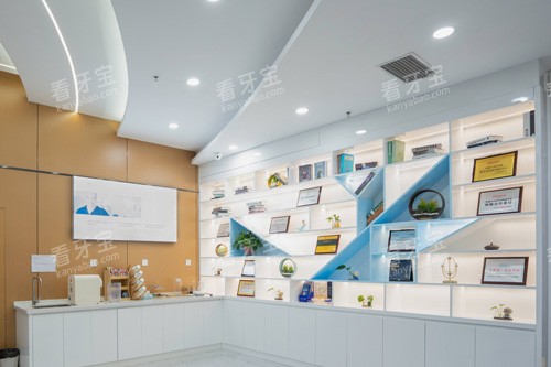 天津雅尔口腔展示图 天津雅尔口腔展示图