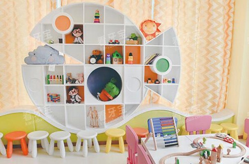 重庆维乐口腔儿童活动区展示 重庆维乐口腔儿童活动区展示