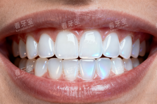 整洁健康牙齿卡通图 整洁健康牙齿卡通图