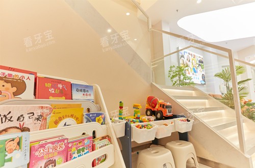 北京莱希口腔儿牙区环境图 北京莱希口腔儿牙区环境图