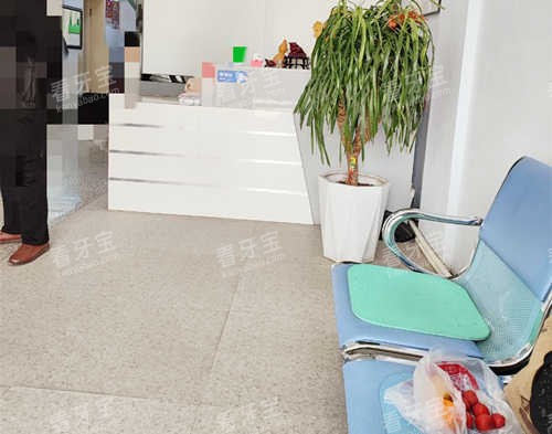 ���ֳ���˫�������ҿ�ǻ�Ⱥ���