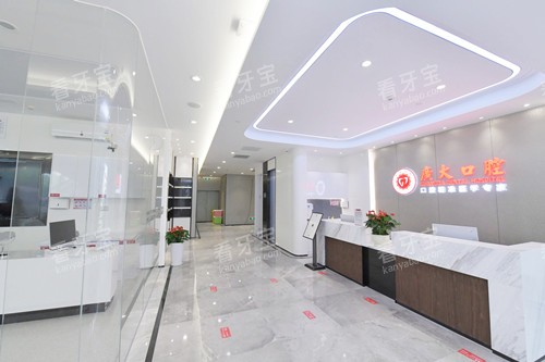 ���ݹ���ǻǰ̨