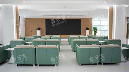 �ɶ���Բ��ǻ�ɻ�Ժ���Ⱥ�����