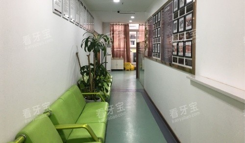 �˱���ֲ���˿�ǻҽԺ�Ⱥ���ʾ��ͼ