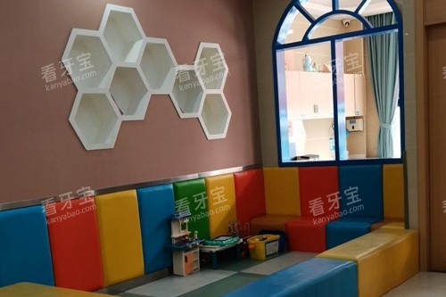 ��ݸ�𻪿�ǻ������ͼ