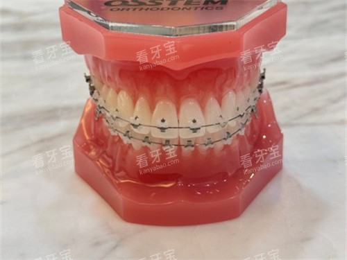 ���ݽ����մ��в�����ģ��ͼ