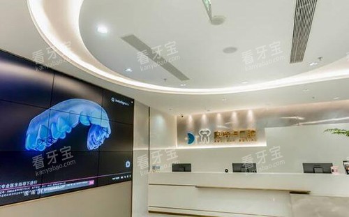 ��ͷ��ʫ����ǻԺ�ڻ���