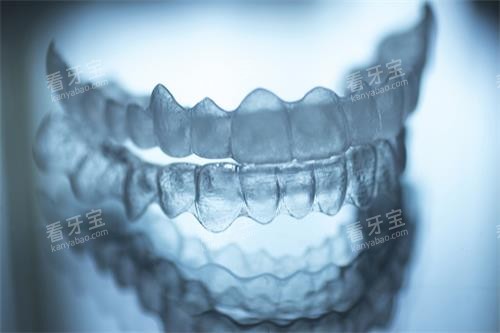 全隐形牙套示意图 全隐形牙套示意图