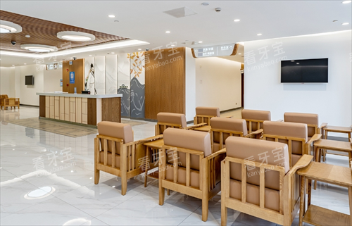 上海医大医院口腔科座椅休息区 上海医大医院口腔科座椅休息区