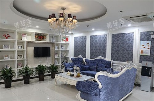 ������ǻҽԺ����������û����Ʒ��ǿ�����ã�����ֵ������������ѡ��