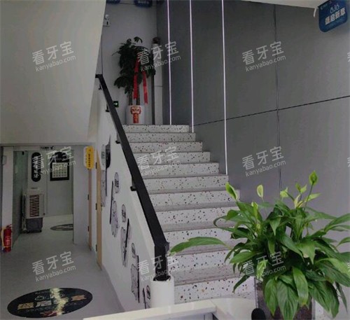 �������ÿ�ǻ¥��