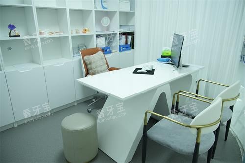 �ൺ������ǻ��ѯ��