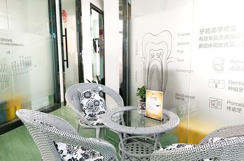 �人��Ȫ��ǻ��Ϣ��