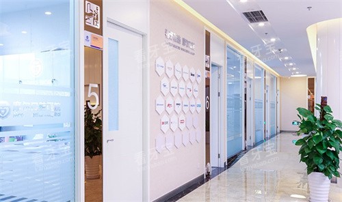 ̫��Ħ����ǻ����