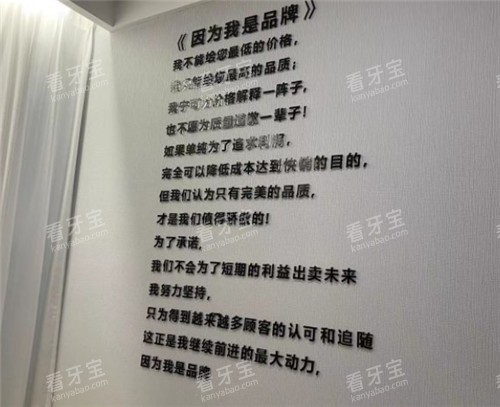 �人�ű�����ǻչʾǽ