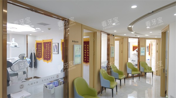 ������ŵ��ǻ(�ʾ���Ժ�������㳡��)����