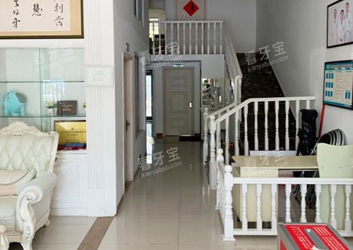 ���Ƕ����ǻ��ڻ���ʵ��ͼ