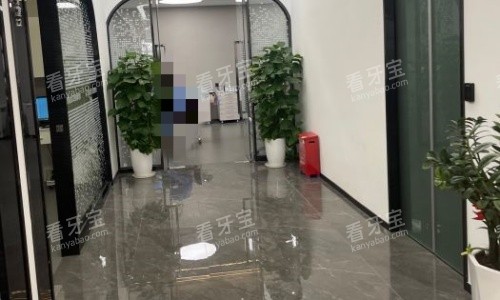 ��ͷ���ӿ�ǻ���Ȼ���ʾ��ͼ